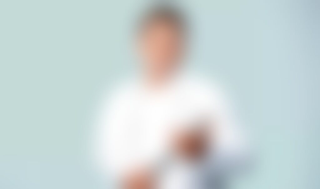 Αυτός είναι ο πασίγνωστος Έλληνας τηλεοπτικός σεφ, που συνελήφθη και κινδυνεύει να πάει φυλακή – Όλοι κάναμε συνταγές του