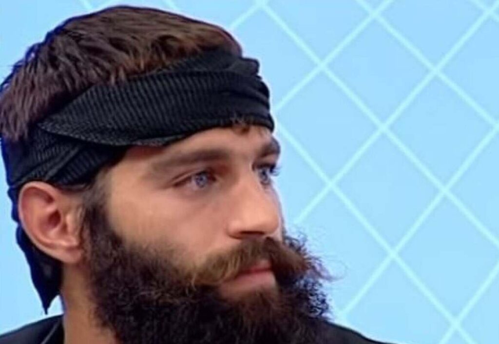 Αγνώριστος ο Κρητικός αγρότης που έκανε τις γυναίκες να παραμιλούν το 2015