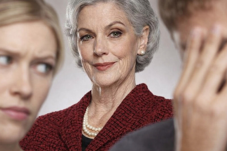 Τα 3 ζώδια που είναι οι πιο κακές πεθερές – Τη βάψατε…θα γίνουν ο εφιάλτης σας!