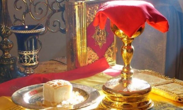 Μπορώ να κοινωνήσω το βράδυ Της Ανάστασης, χωρίς νηστεία και εξομολόγηση;