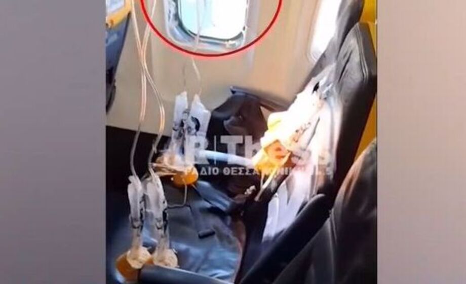 Τι συνέβη στην πτήση-θρίλερ από Θεσσαλονίκη – Γιατί έσπασε το παράθυρο δίπλα στον επιβάτη; Πώς τον έσωσε η γυναίκα του;