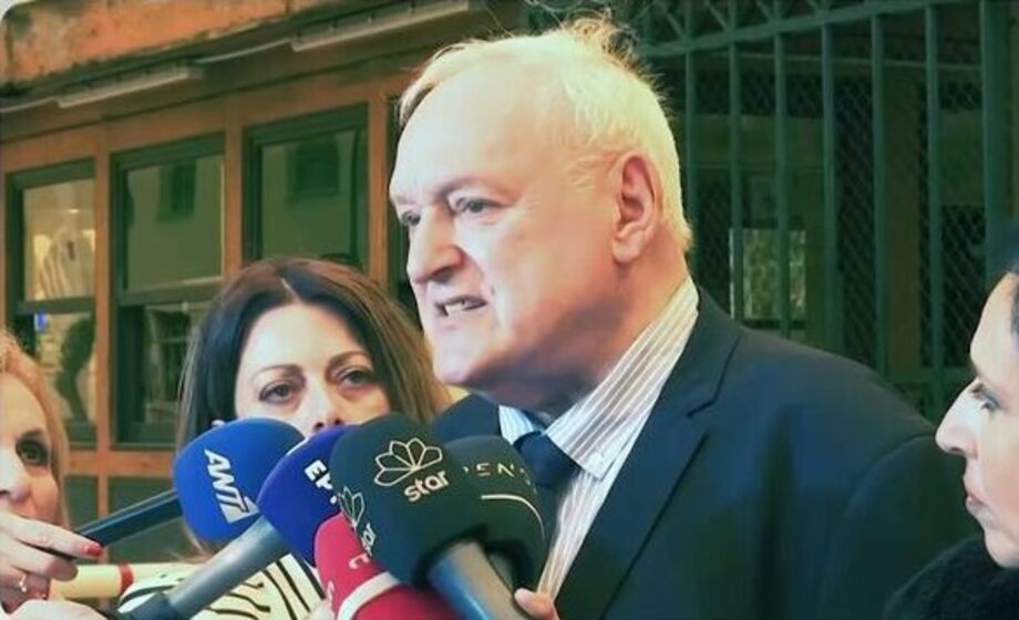 Σταύρος Γεωργίου: Όσα δείχνει το βίντεο, πριν το τραγικό τέλος – Ποιος μπήκε στο γραφείο του και ποιος έφυγε από την πολυκατοικία;