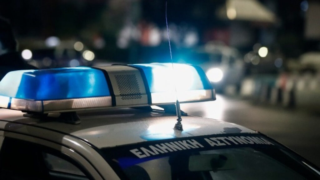 Θρίλερ με σορό σε βαλίτσα στην Αθήνα: Τι ζήτησαν οι Αρχές να πάρουν από το σπίτι της 50χρονης Τινγκ