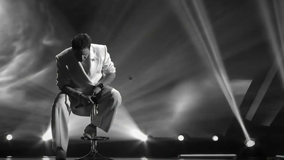 The Voice: Λείπει ο Μαζώ! “Λύγισαν” Παπαρίζου, Μάστορας, Μουζουράκης